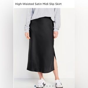 Old Navy High-Waisted Satin Midi Slip Skirt Black Size Small